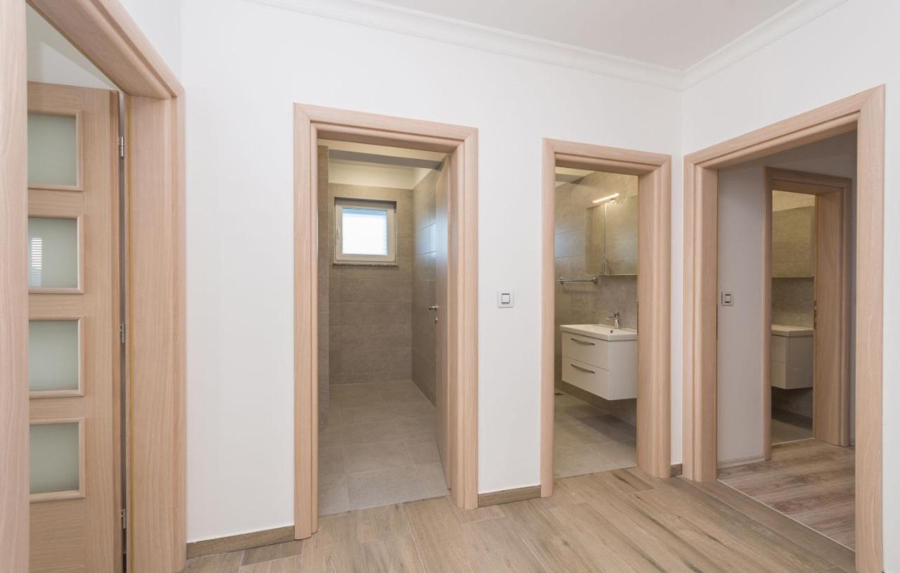 Apartments Villa Marija II 비오그라드나모루 외부 사진